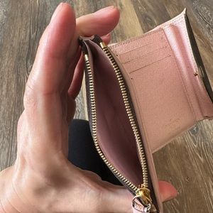 The compact Victorine wallet in Monogram canvas